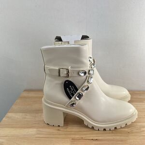 INC International Concepts Sebrinel Lug Sole Booties- Cream- Size 10 M (Medium)